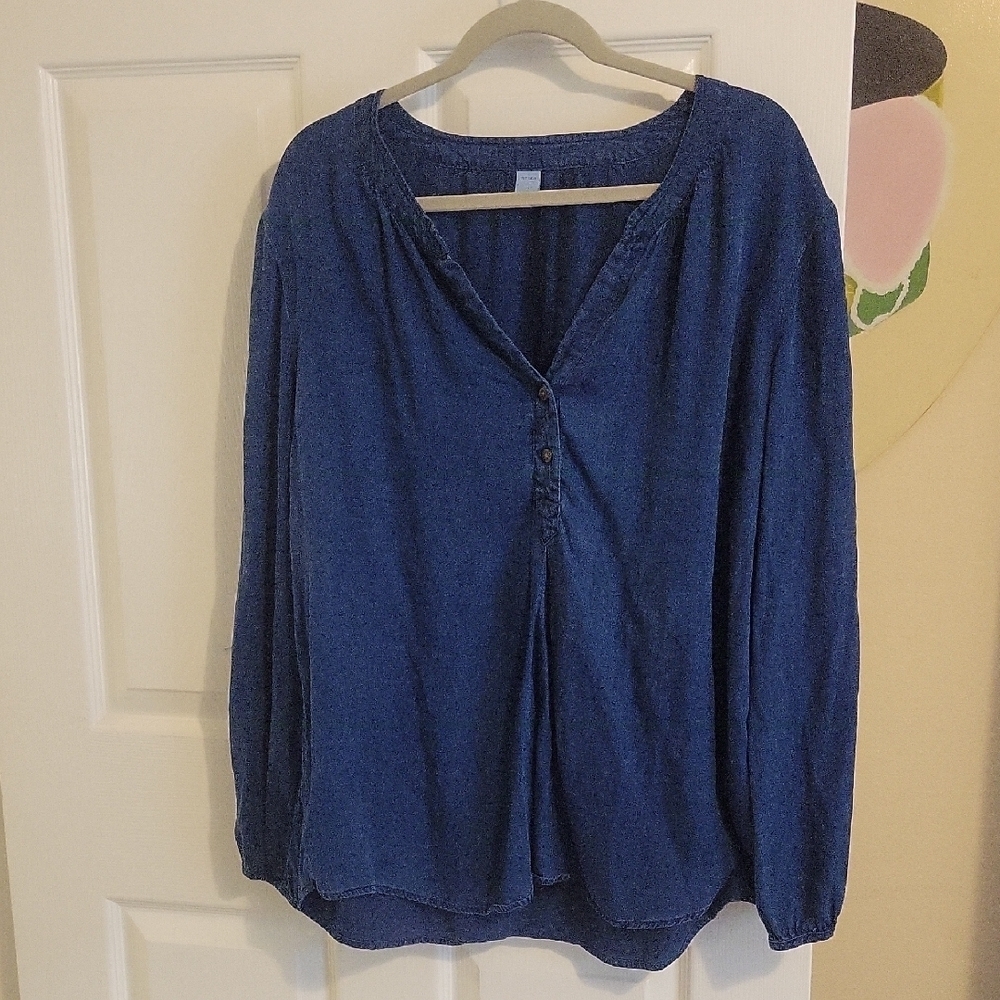 Old Navy Deep Blue Denim Blouse with 1/4 Button Front womans XL